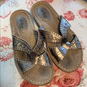 Strictly Comfort Wedge Sandals Size 8.5 EUC